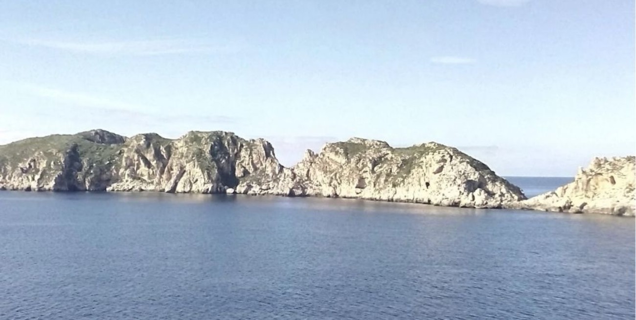 Video: un turista murió tras saltar de un acantilado en Mallorca