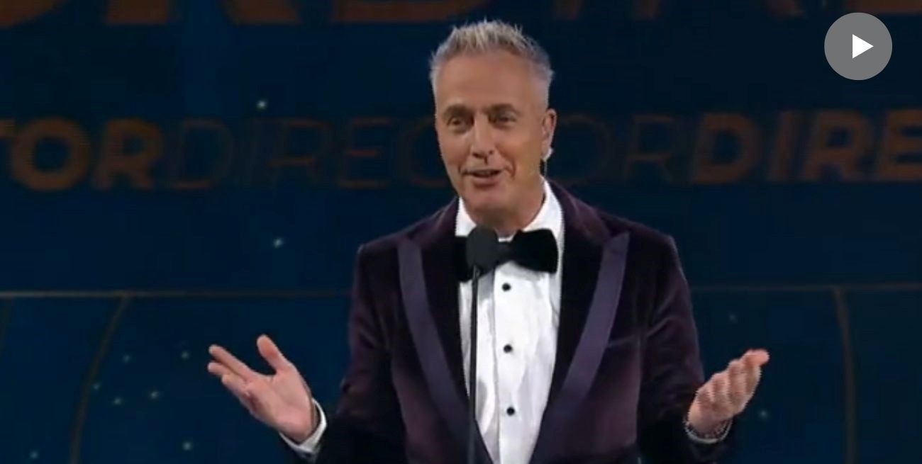 Video: ganó un Martín Fierro pero no lo pudo recibir por estar en el baño