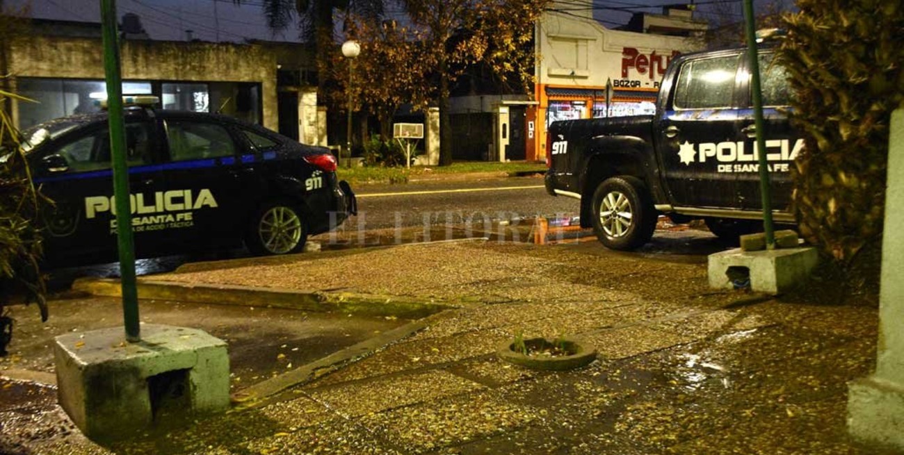 Violento robo: lo golpearon y le dispararon para quitarle la moto