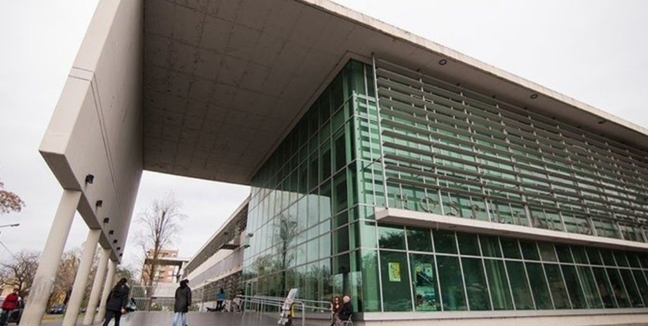 Rosario: balearon a una joven en la puerta de su casa