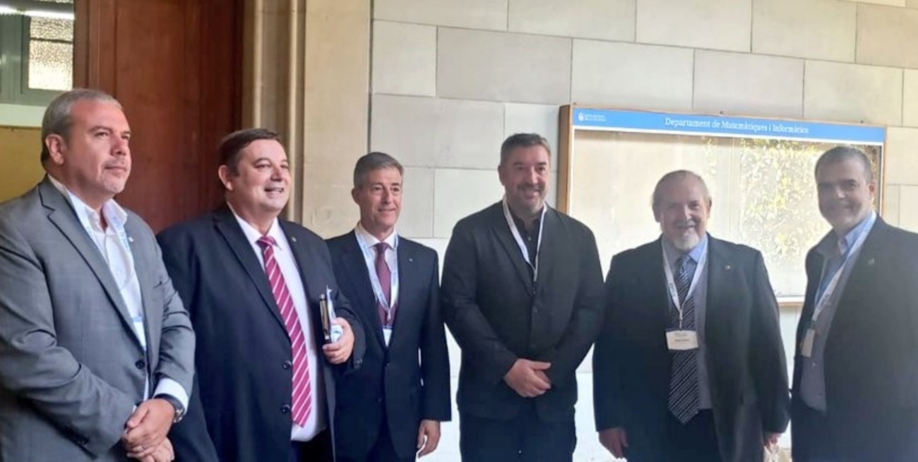 Santa Fe presente en la Cumbre Mundial de Educación Superior, donde se discute la "Universidad del futuro"