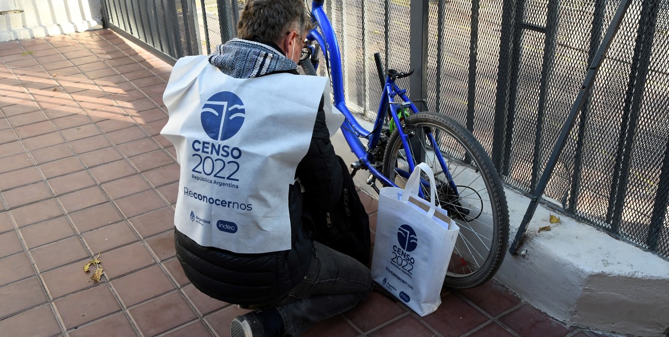 Ladrones cazando censistas