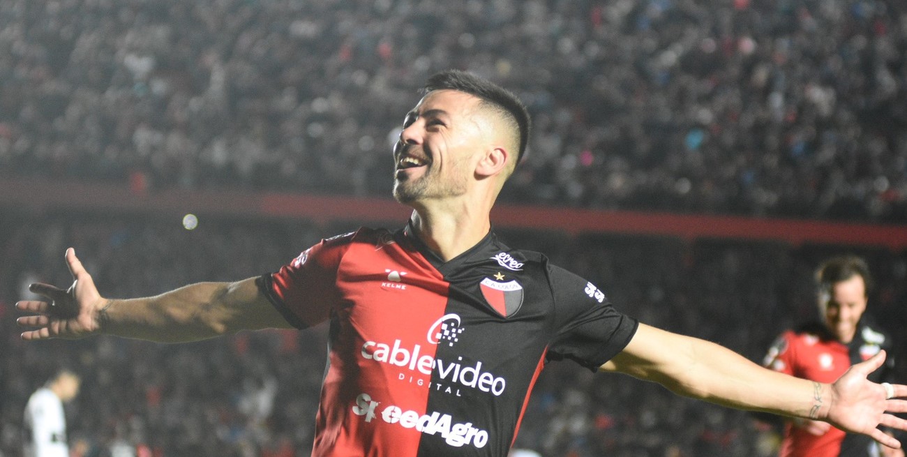 Colón a octavos: de una fría noche de miércoles a "fiebre de sábado por la noche" 