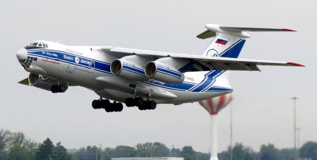 Corea del Norte envía aviones para recoger material médico contra la Covid