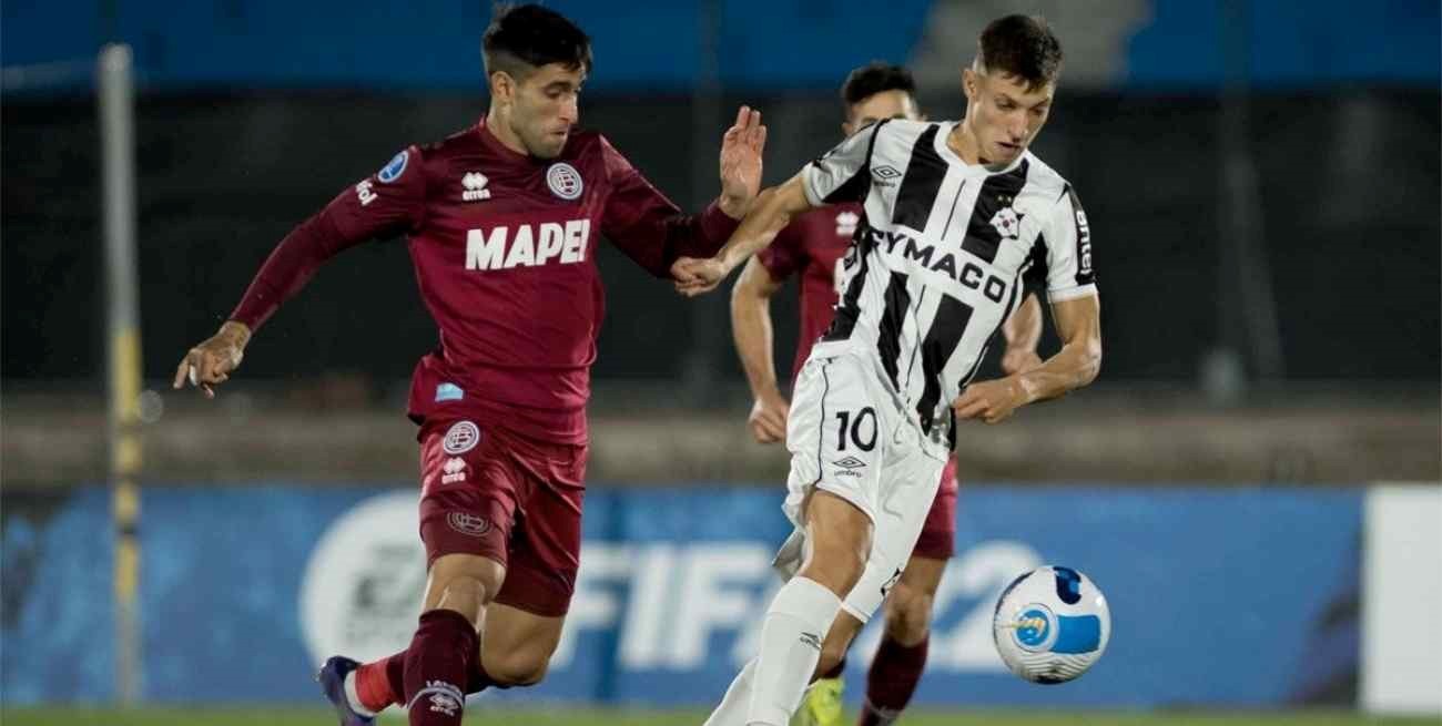 Lanús enfrenta a Wanderers en busca de su pase a octavos 