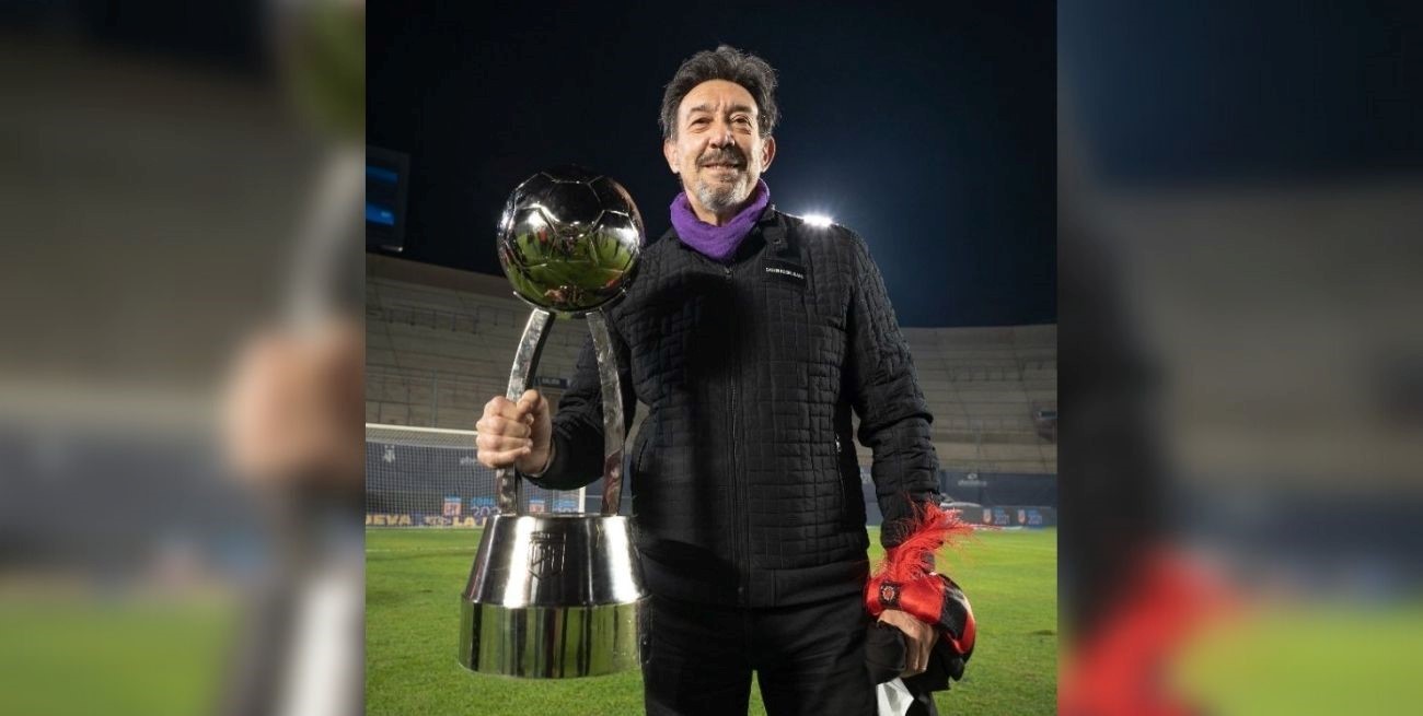 Horacio Darrás: "Llegó el momento para que Colón disfrute... este plantel hizo historia"