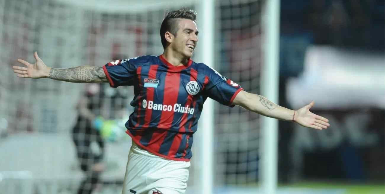 Rubén Insúa confirmó el interés de San Lorenzo por Julio Buffarini