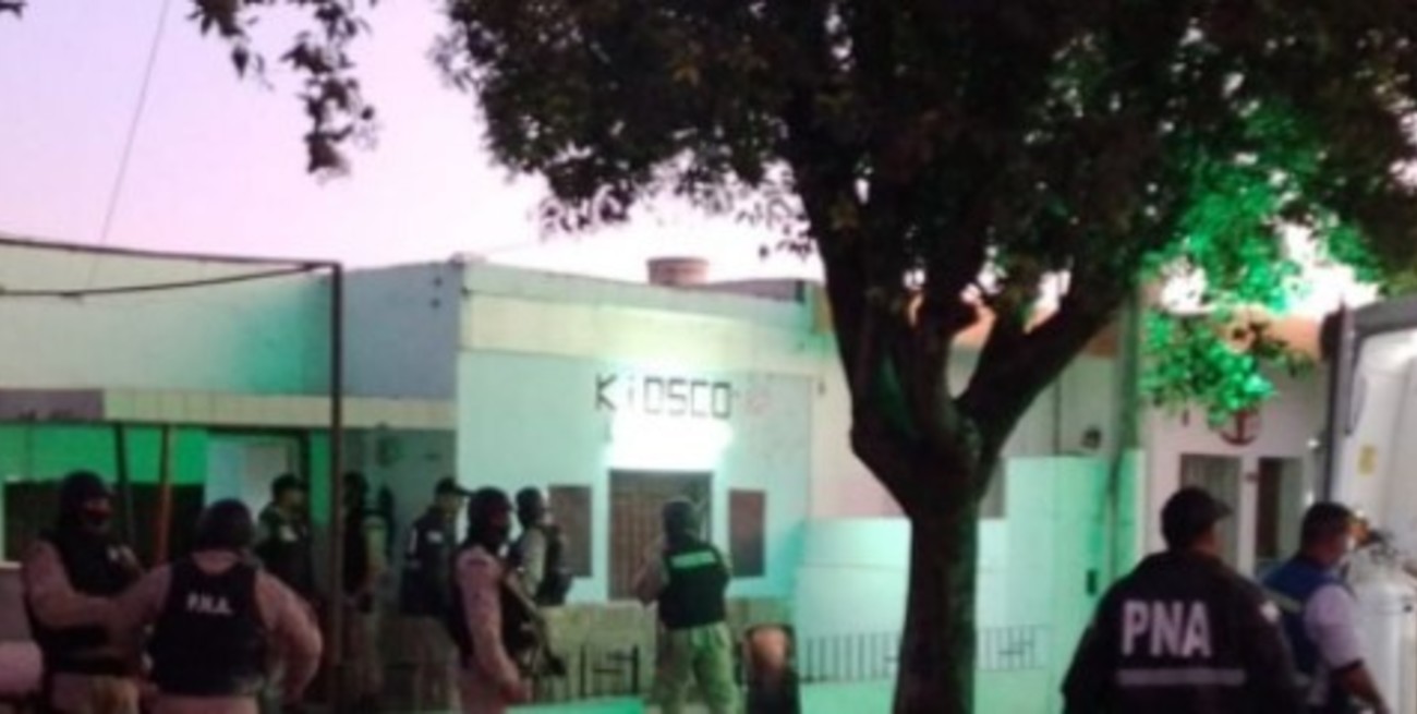 Fray Luis Beltrán: lo iban a allanar, pero se resistió a los tiros