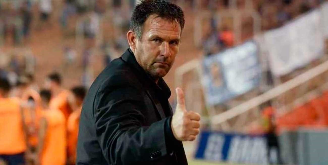 Davobe es el nuevo técnico de Huracán