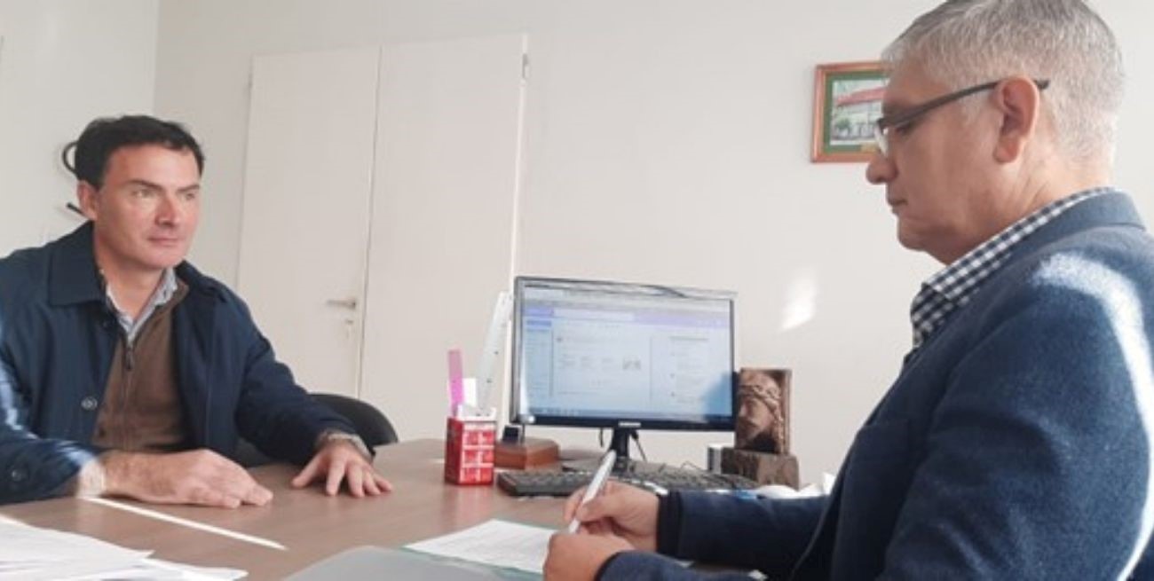 Papaleo firmó la reincorporación del presidente del Tribunal de Faltas de Sauce Viejo