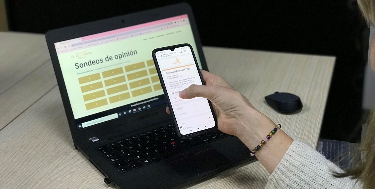 Todos tus elegidos, a un click