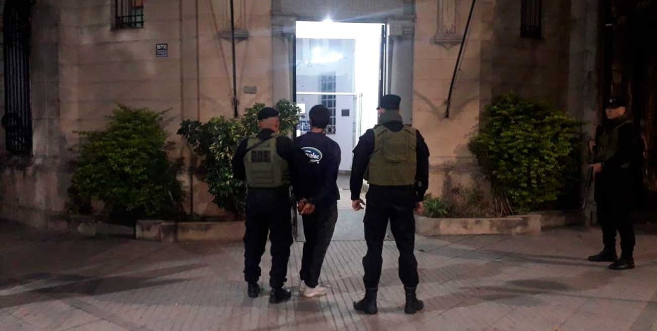 Ladrón detenido en barrio El Pozo 