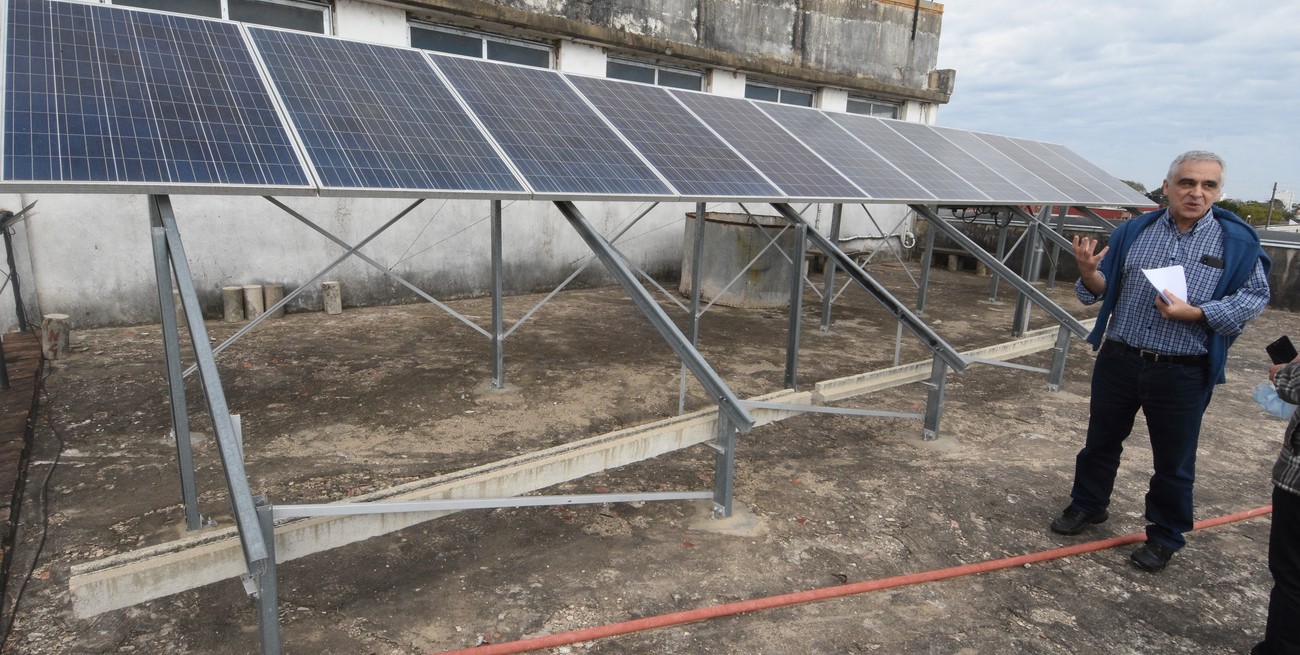 Con paneles solares, una universidad de Santa Fe evitó emitir 11.600 kilos de dióxido de carbono