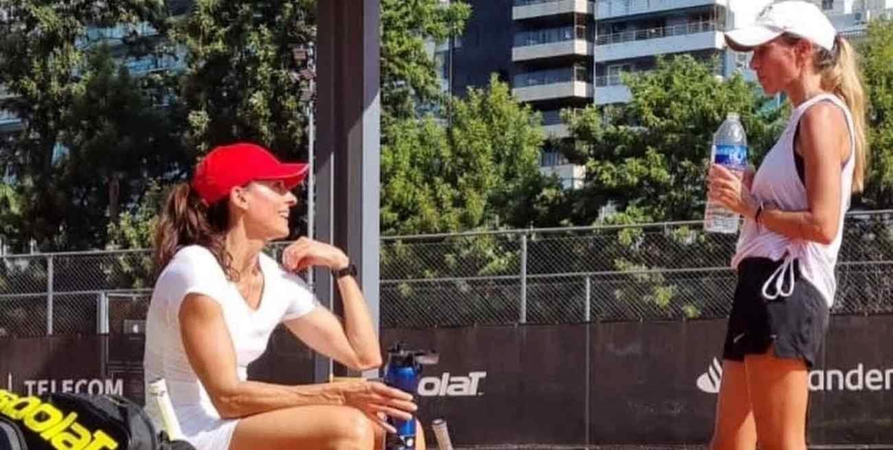 Sabatini y Dulko entrenan en París para su debut en el torneo de leyendas de Roland Garros