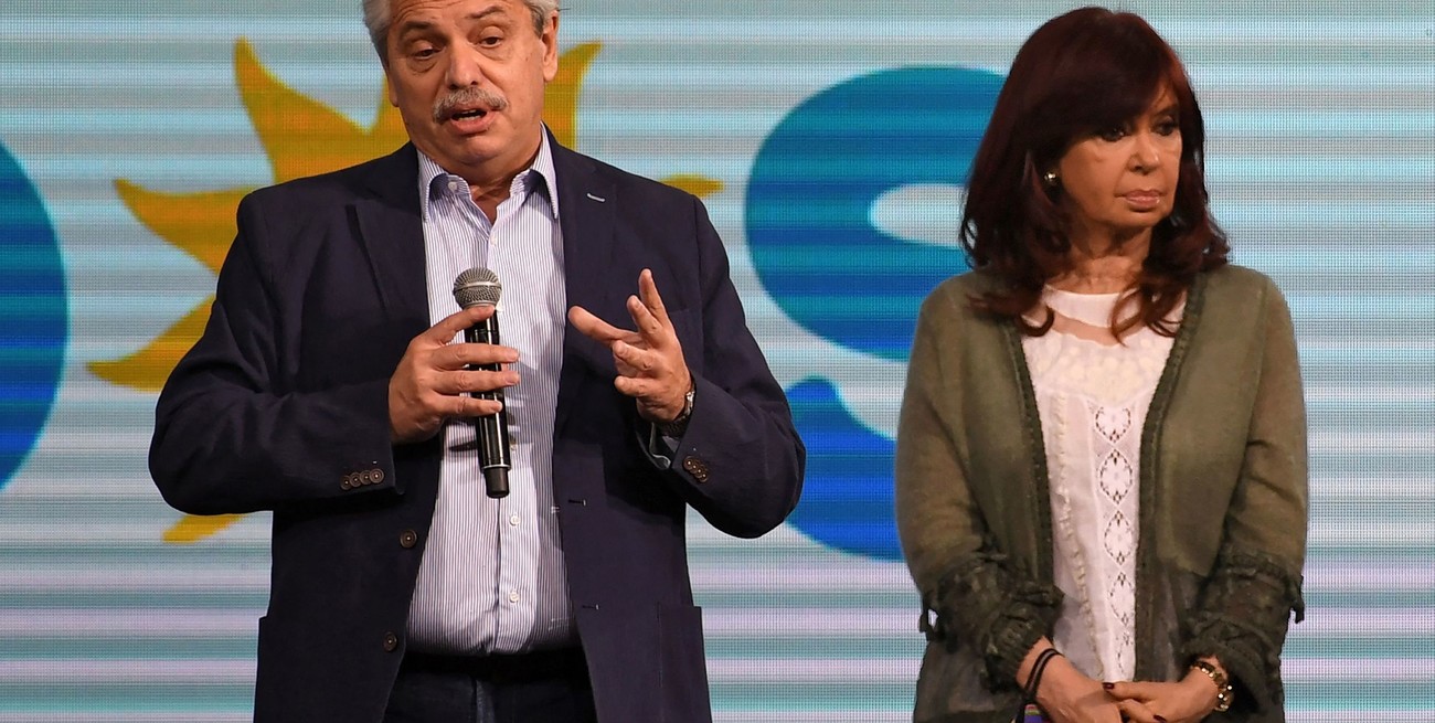 Ganar con todos para, después, perder solo

