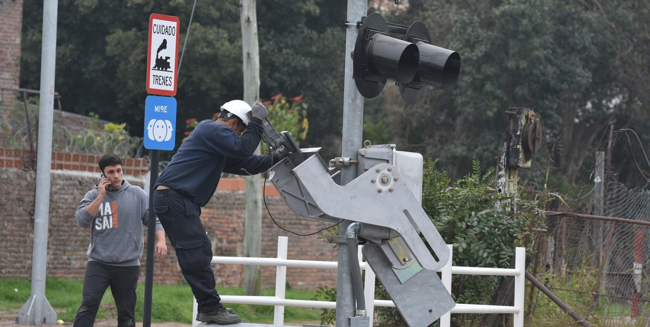 De las 14 barreras automáticas ferroviarias colocadas en Santa Fe funcionan sólo tres