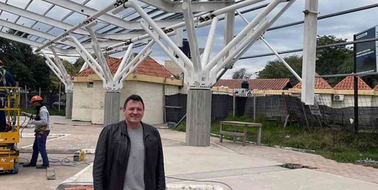 Avanza a buen ritmo la obra del techado del Parador Turístico