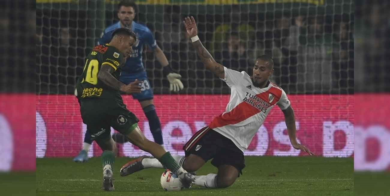 River y Defensa y Justicia empataron sin goles en Florencio Varela