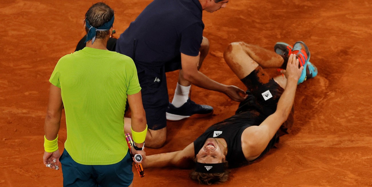 Zverev se pierde Wimbledon por la lesión que sufrió en Roland Garros