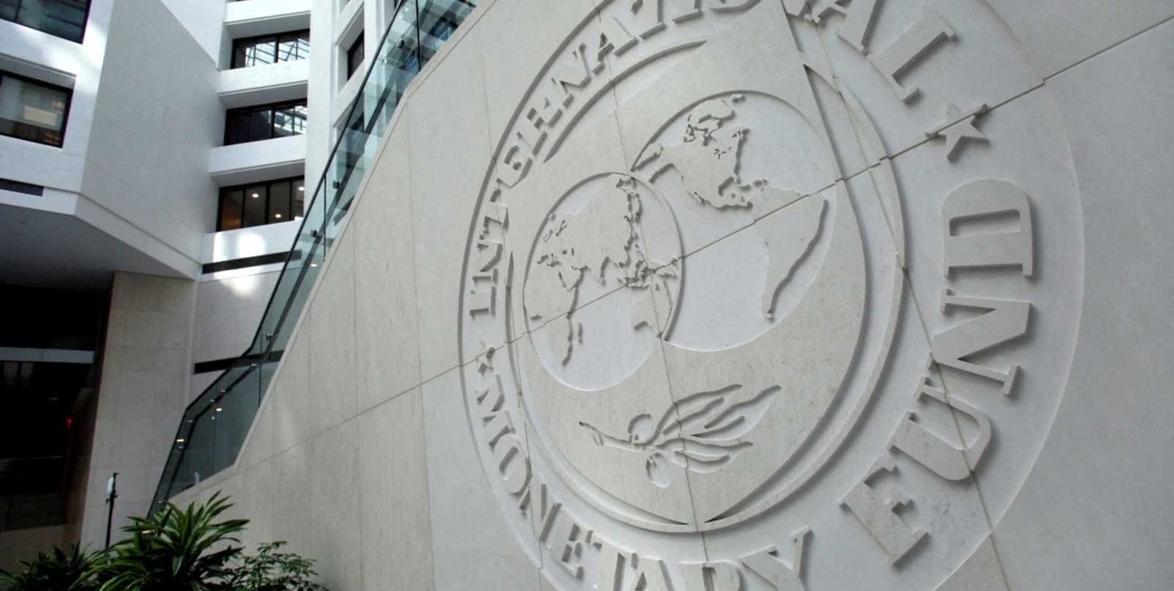 El FMI aprobó la primera revisión del acuerdo con la Argentina