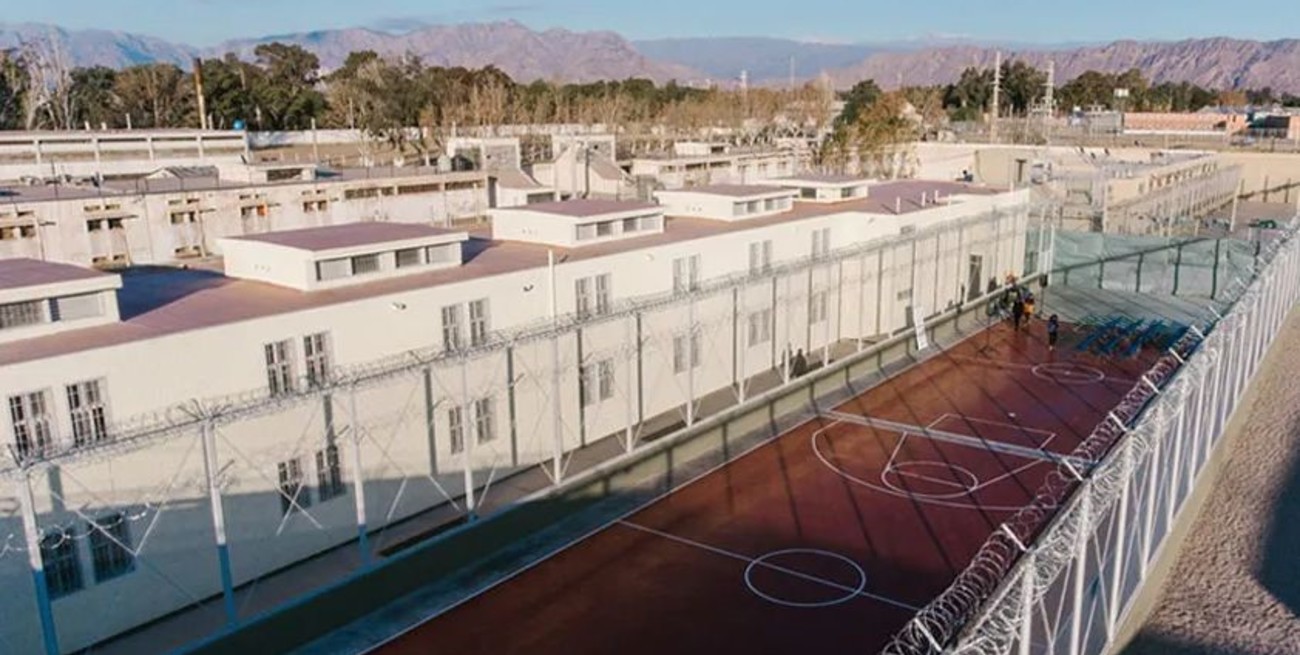 Cinco presos acusados de matar a otro reo en el penal de Chimbas van a juicio