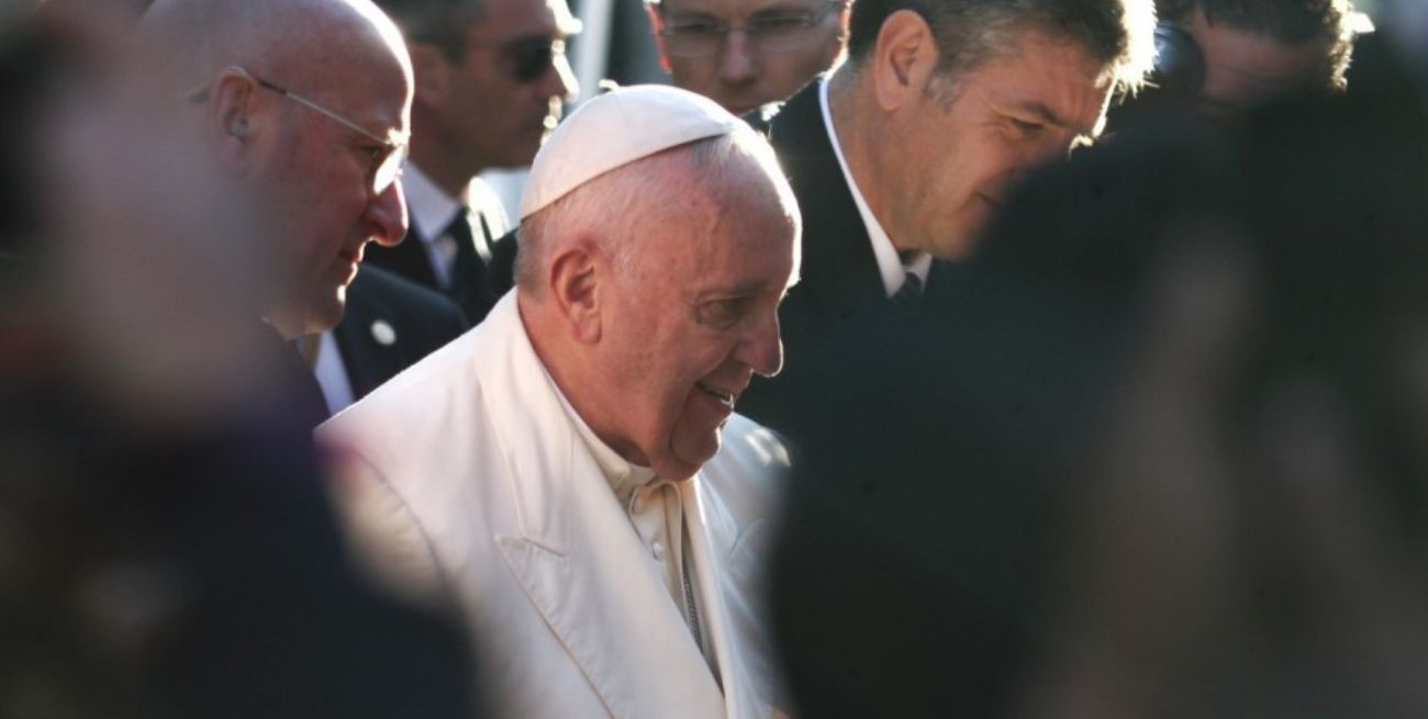 El papa Francisco recibió al expresidente Eduardo  Duhalde