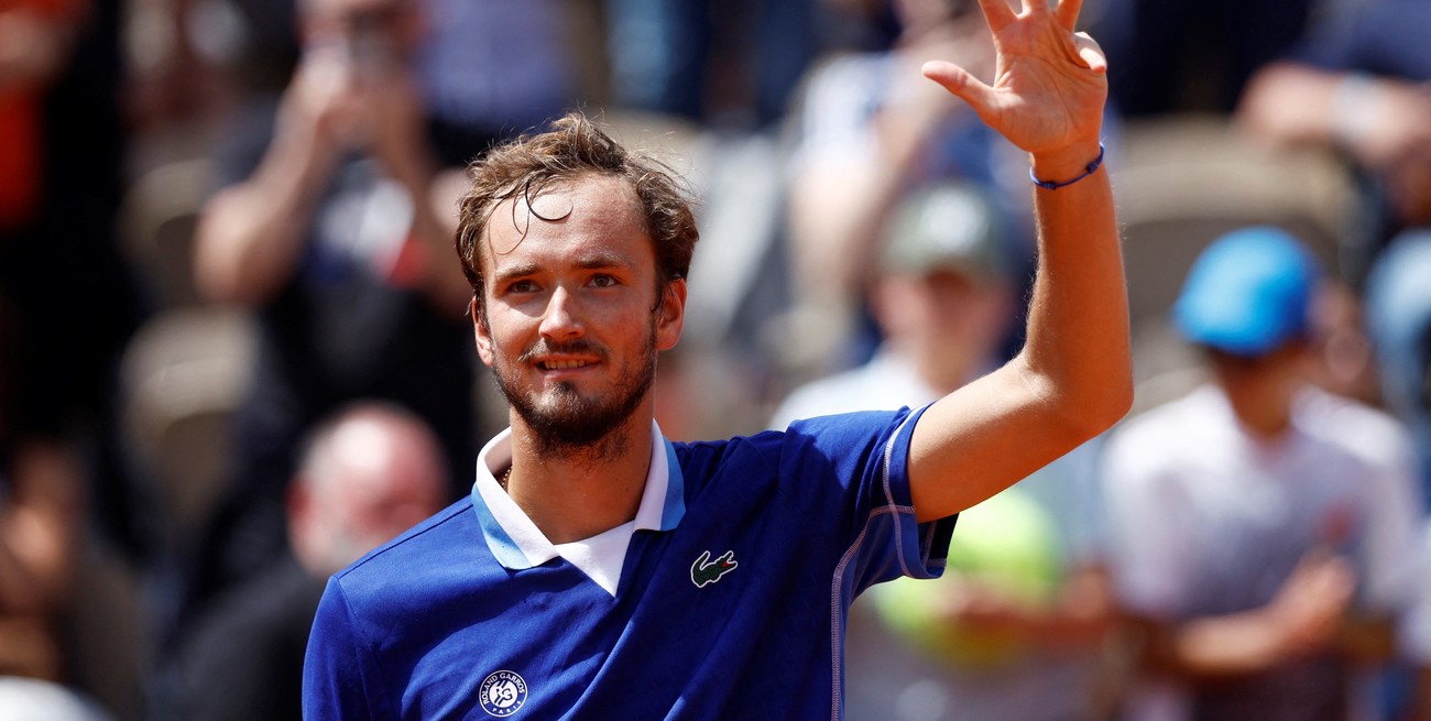 Djokovic cae al tercer puesto y Medvedev asciende al número 1