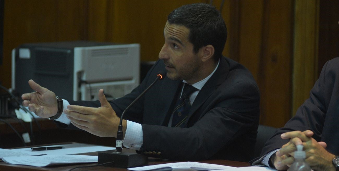 Acusado de quemar a su ex en barrio Los Hornos seguirá un año más preso