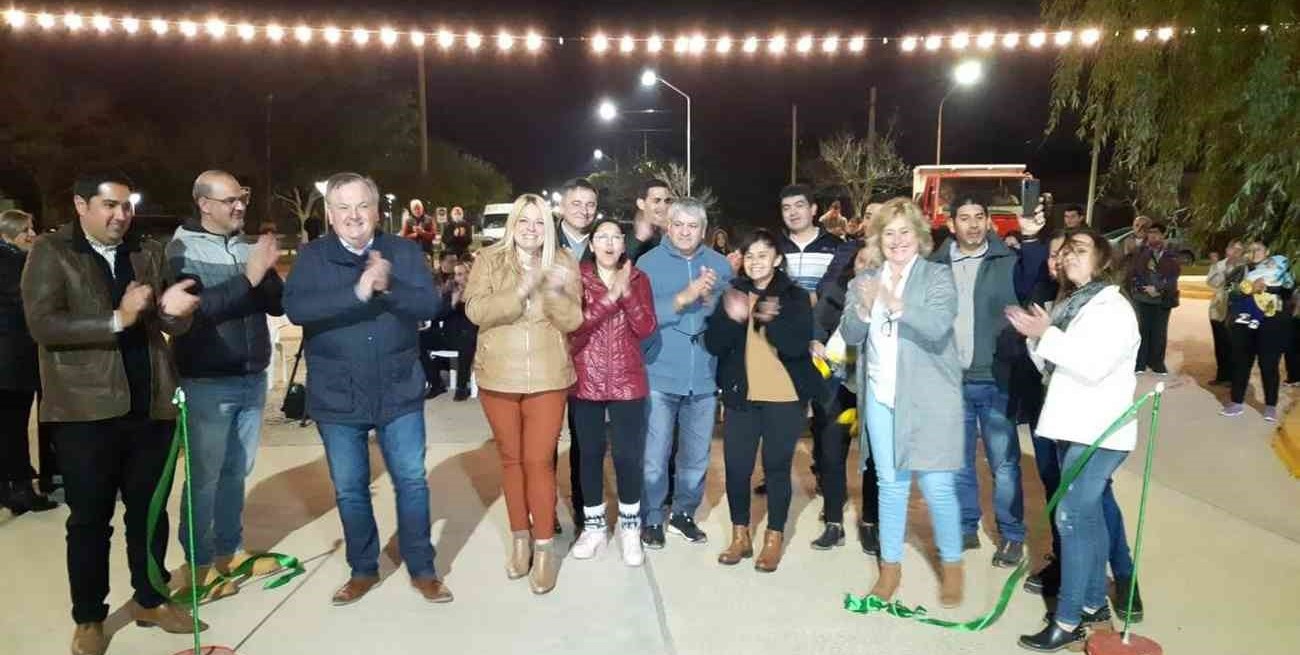 Presentaron las nuevas obras de iluminación y pavimento en Ceres