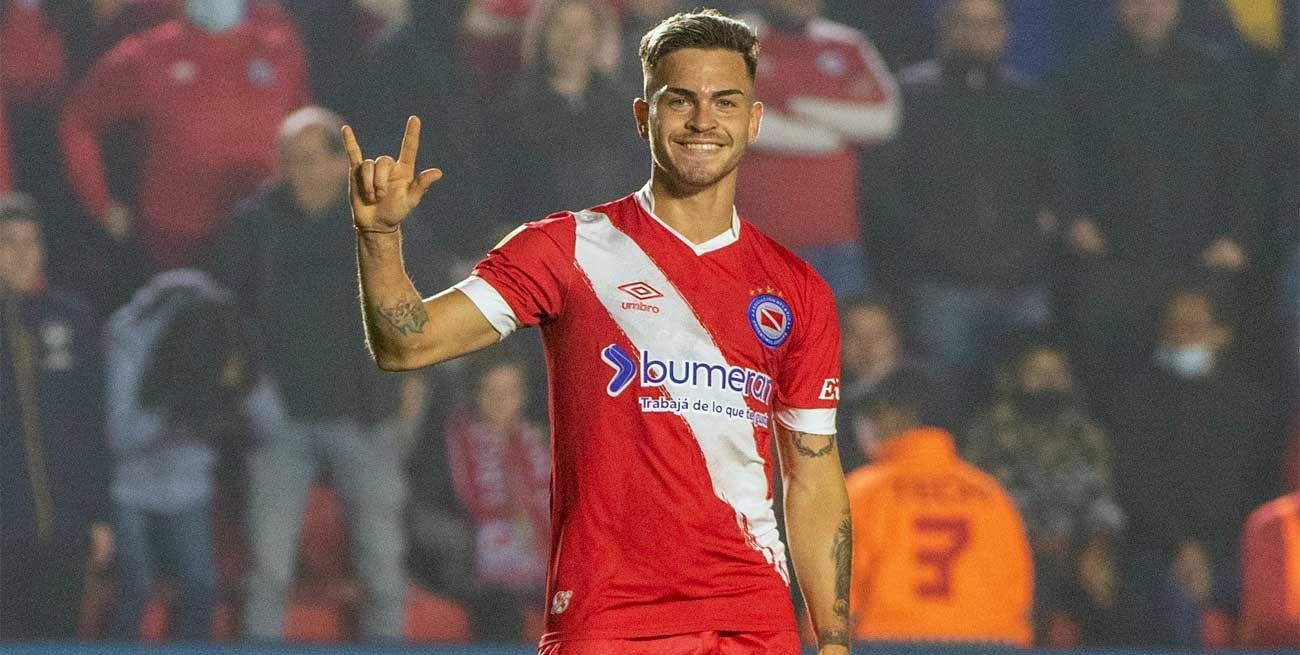 Argentinos Juniors derrotó a Independiente en La Paternal