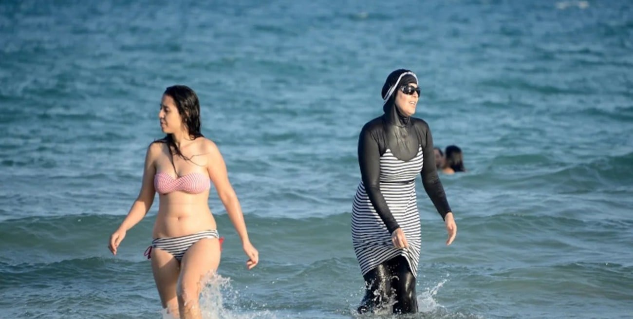 Francia confirmó la prohibición del uso de burkini en piletas públicas
