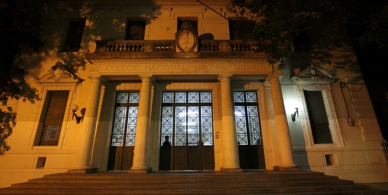 Imputaron a un joven de 20 años por el caso de
abuso sexual ocurrido en el colegio Nacional