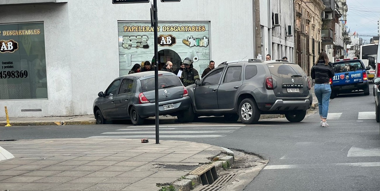 Impactante choque en el centro de la ciudad de Santa Fe