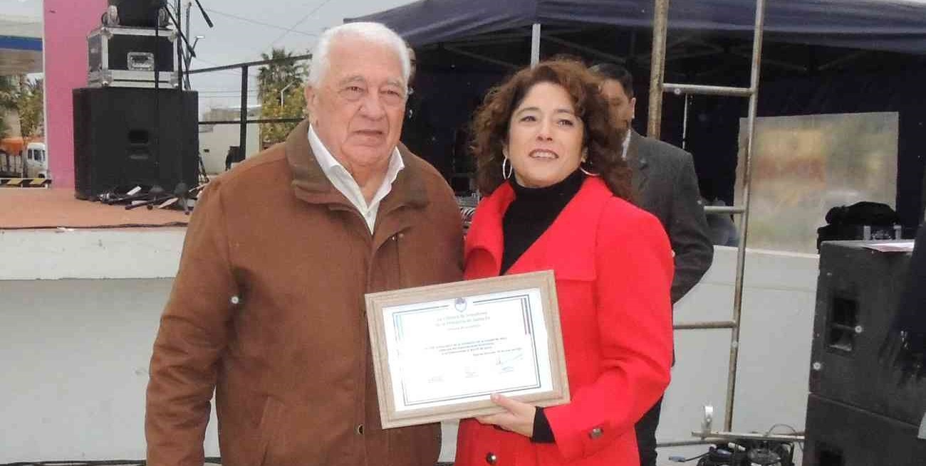 130 años de Vera: el clima inestable no empaño el festejo