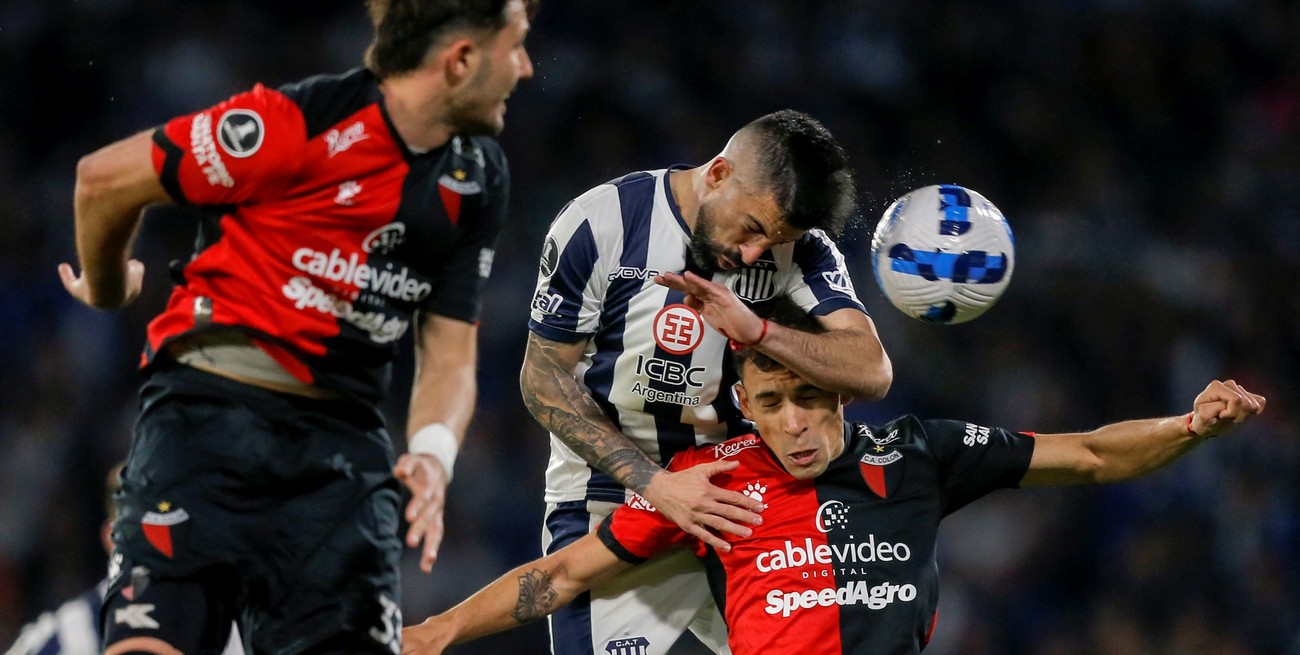 Colón empató con Talleres en Córdoba 