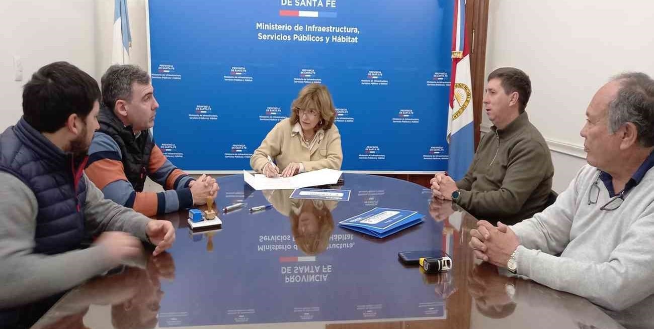 Giran más de 69 millones de pesos para obras de saneamiento en tres localidades de la provincia