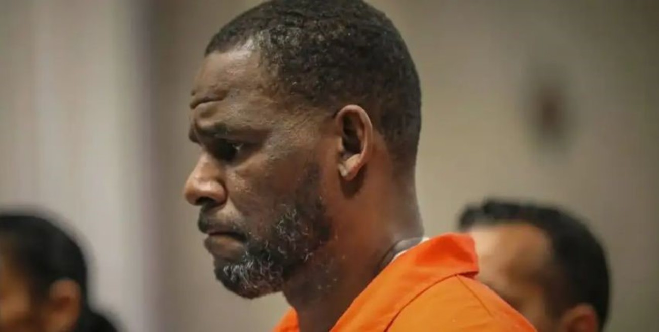 Condenaron a R. Kelly a 30 años de prisión por abuso, tráfico sexual y crimen organizado