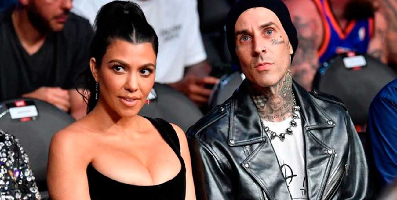 Travis Barker, baterista de Blink 182, fue internado por una pancreatitis