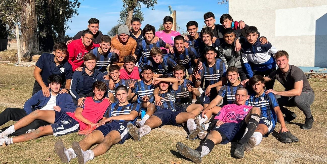 La Salle se coronó campeón en reserva de la Liga Santafesina de Fútbol

