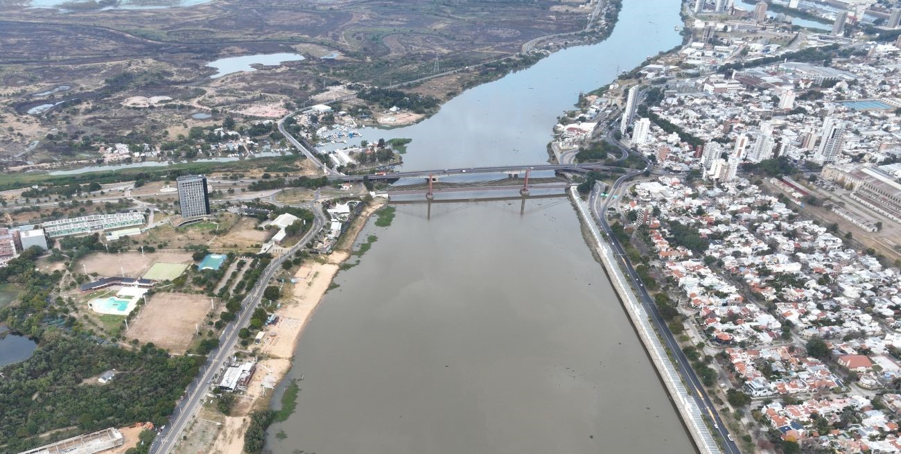 Viernes nublado y con lloviznas durante la noche en la ciudad de Santa Fe