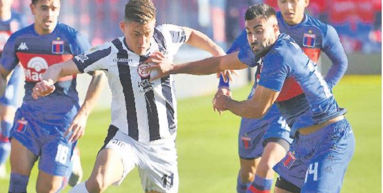 Talleres empató en Victoria antes de venir a Santa Fe