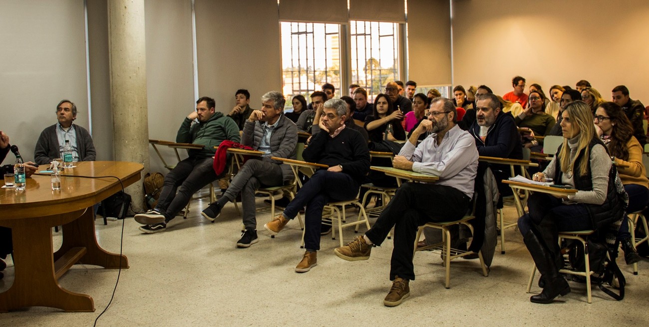 Arquitectura: conferencia para analizarla historia y construir una mirada crítica