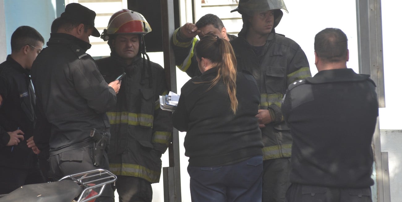 Santa Fe: sigue grave uno de los policías heridos en la subcomisaría 14ta.