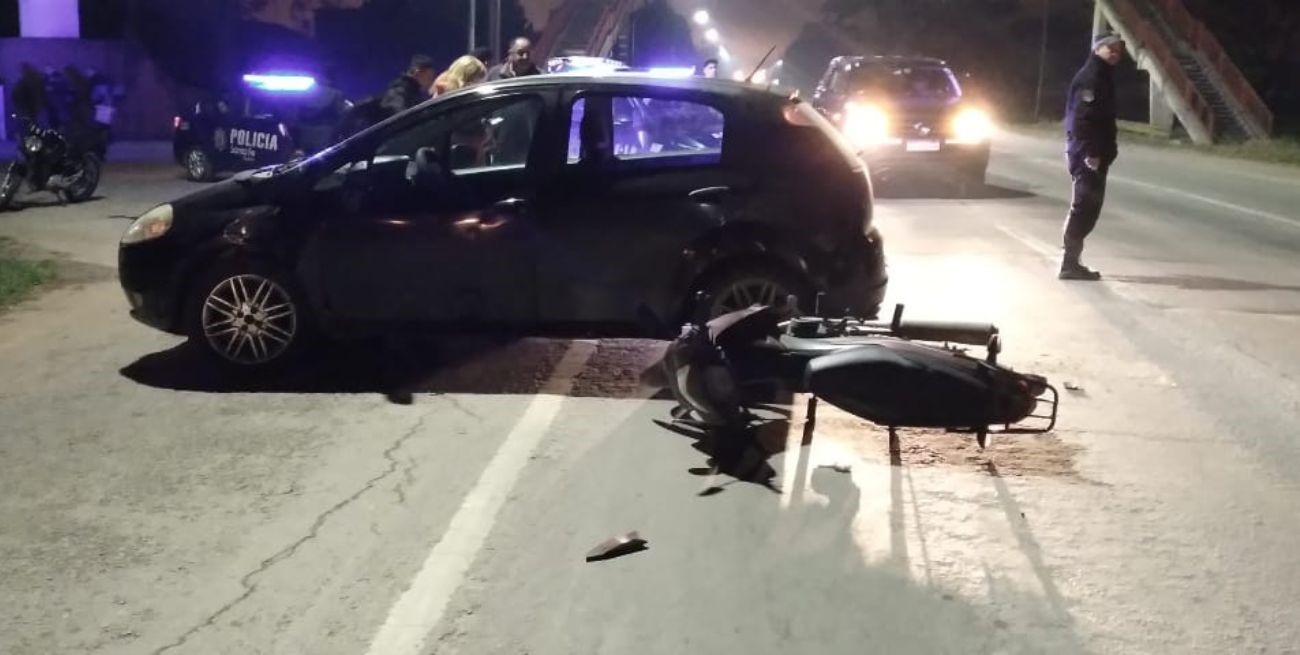 Motociclista accidentado frente al Instituto de Seguridad Pública de Santa Fe