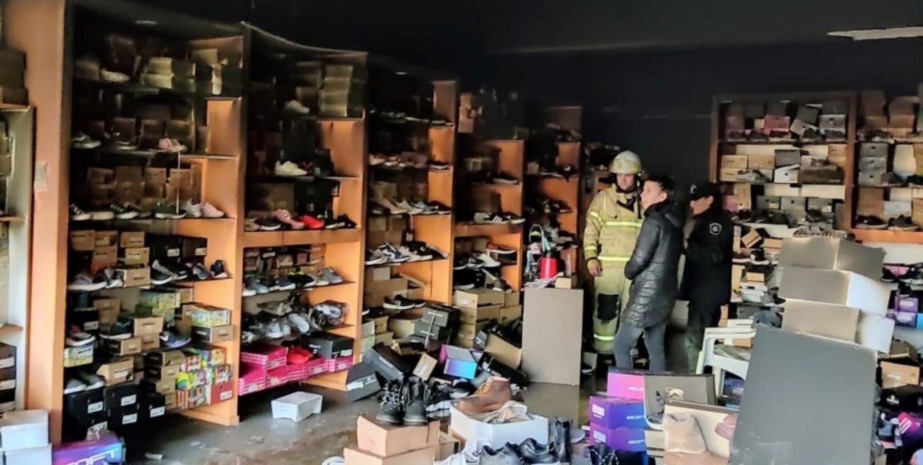 Video: tensión en Coronda por un incendio en pleno centro