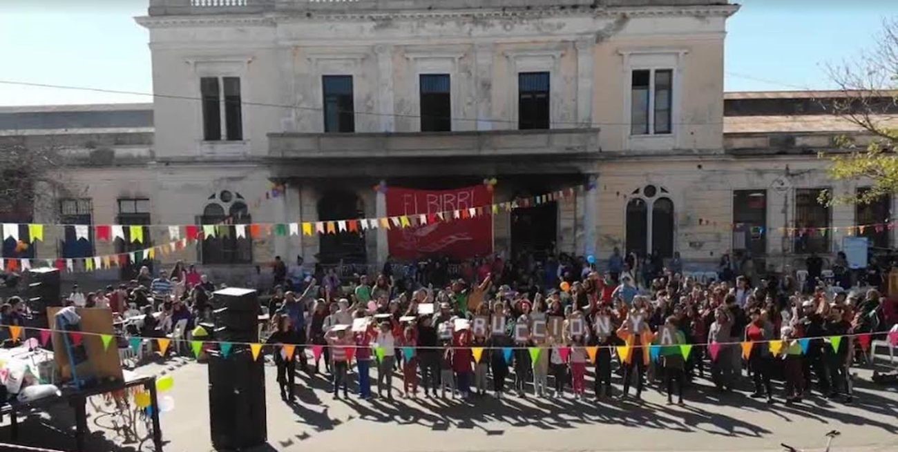 Locringo birriano: locro + mate bingo