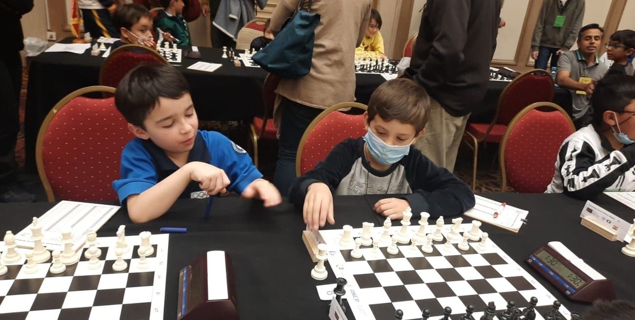 Salvador, el "pequeño Rey" del ajedrez: con sólo 8 años, está entre los mejores 15 de América