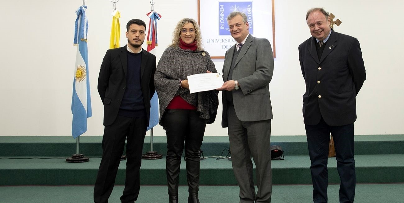 La UCSF homenajeó a egresados, docentes y personal de la Casa