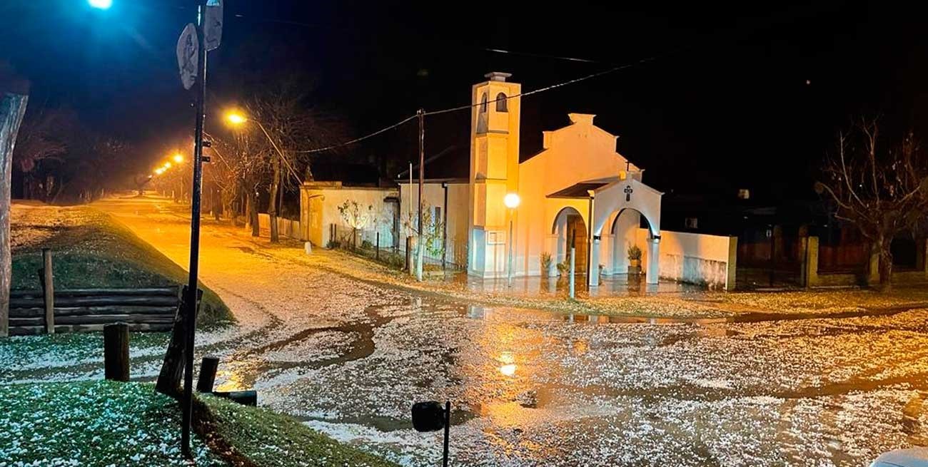 Impactantes imágenes del granizo en localidades de la provincia de Santa Fe