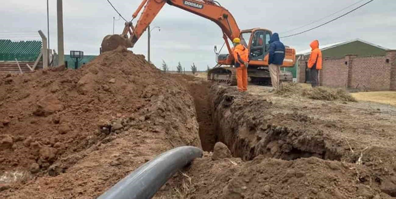 Continúa la extensión de las obras del acueducto en San Carlos Norte